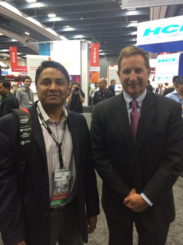 egauravjain's tweet photo. With @MarkVHurd at #oow14 http://t.co/EVQOYqMUwn