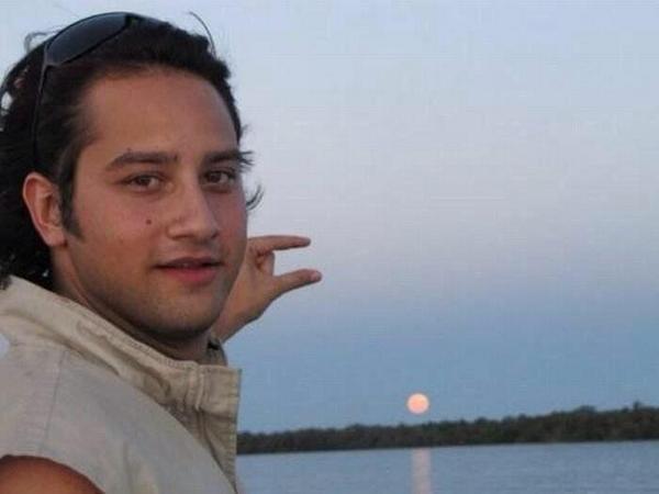 ROMKE_'s tweet photo. "@autocorrects: me trying to get ahold of my life http://t.co/MpDRtJdJMR"