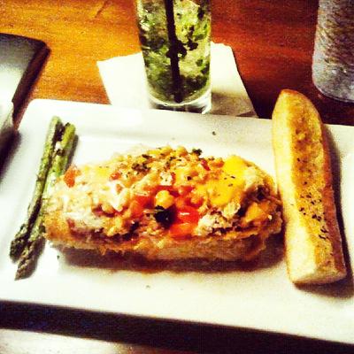 KyllosSeafood's tweet photo. "Fish and crab with melted cheese on top of mashed potatoes. Worth every penny!" Thank you for the great review Seth! http://t.co/sJ7HBHQEMz