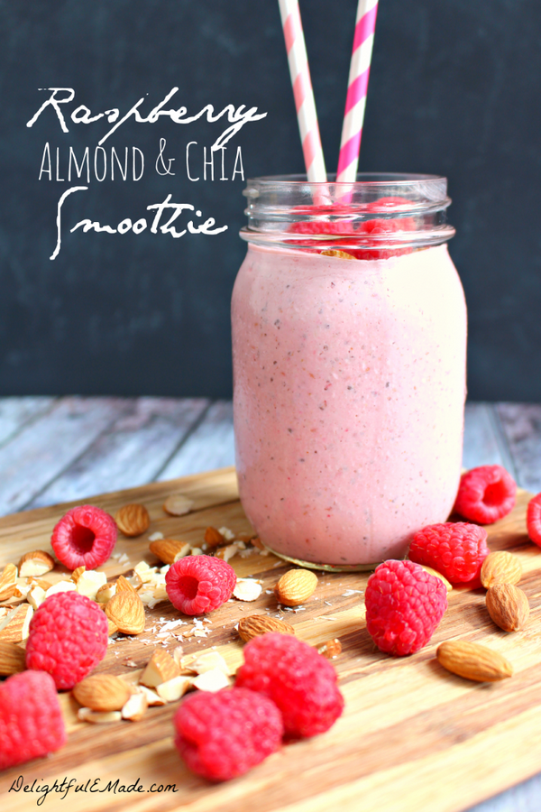 Raspberry Almond Chia Smoothie - Cooking for a Cure delightfulemade.com/2014/10/15/ras… The perfect breakfast! #CookingForACure