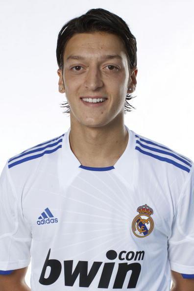 Happy Birthday to Mesut Ozil, one of the best number 10s in the world. Cant wait to see him in an Arsenal shirt 