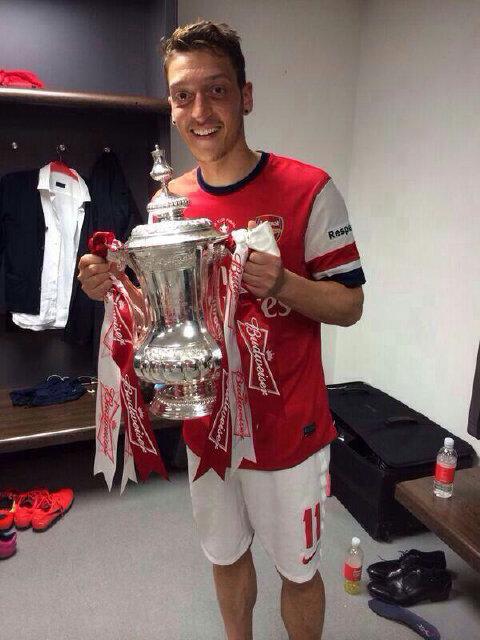  " Happy Birthday Mesut Ozil wishing you quick recovery back from injury 
