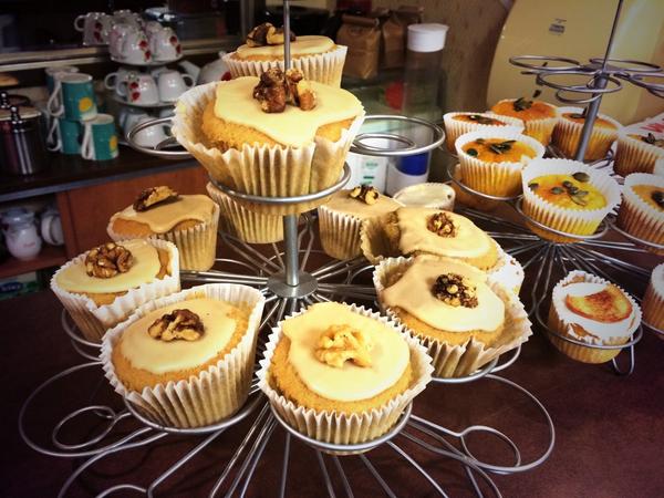 PromCareHome's tweet image. A selection of the delicious homemade cakes for our residents to enjoy with their teas and coffees this morning.