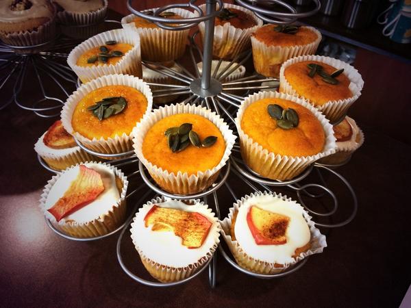 PromCareHome's tweet image. A selection of the delicious homemade cakes for our residents to enjoy with their teas and coffees this morning.