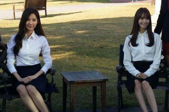 Yuka בטוויטר Kor Celebrities 少女時代 ユナ ソヒョンの東国大学卒業アルバムの撮影現場写真が15日にsnsを介して拡散され 話題になっている Http T Co Jdsxosf6at ユナに前髪ができてるー かわいい