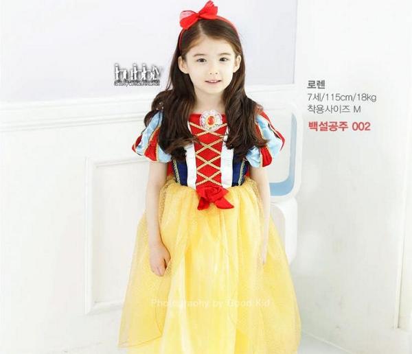 LaurenHannLunde's tweet image. 로렌은 회사의 "좋은"에 대한 사진 촬영을 갖는
귀여운 세트:
백설 공주🍎
냉동:냉동 모험❄⛄
잠자는 숲속의 미녀💤🐲