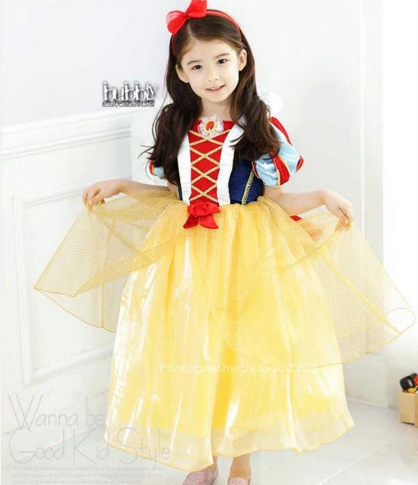 LaurenHannLunde's tweet image. 로렌은 회사의 "좋은"에 대한 사진 촬영을 갖는
귀여운 세트:
백설 공주🍎
냉동:냉동 모험❄⛄
잠자는 숲속의 미녀💤🐲