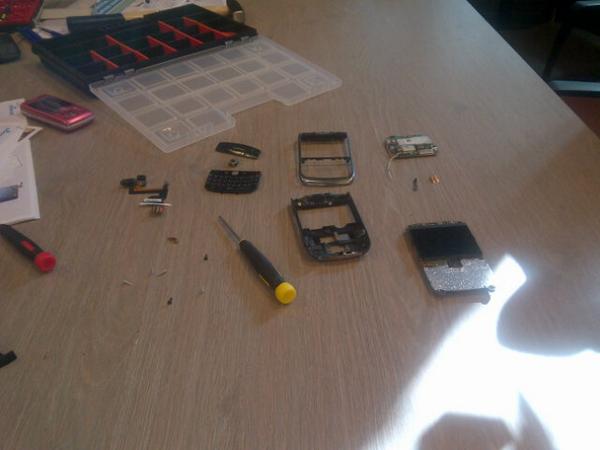 Leuk. <a href="/fairphone/">Fairphone</a> workshop  bewustwording materialen in smartphone <a href="/thehaguetech/">THE HAGUE TECH</a>