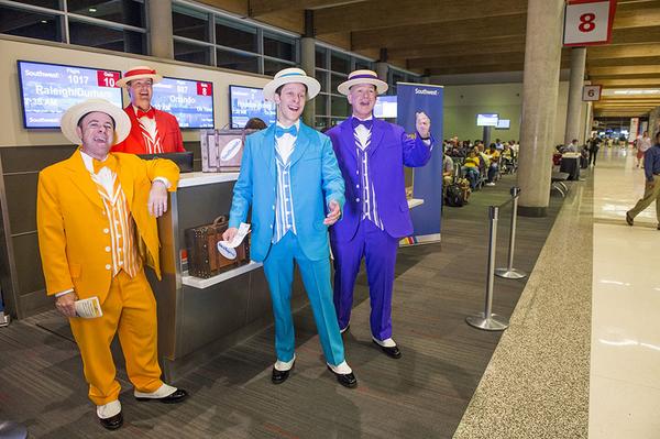 WaltDisneyWorld's tweet photo. Look who joined #DisneySide fun in Dallas w/ @SouthwestAir! The Dapper Dans singing @ Gate 8. ^GB #NonstopLove http://t.co/H8uIRgfFdk