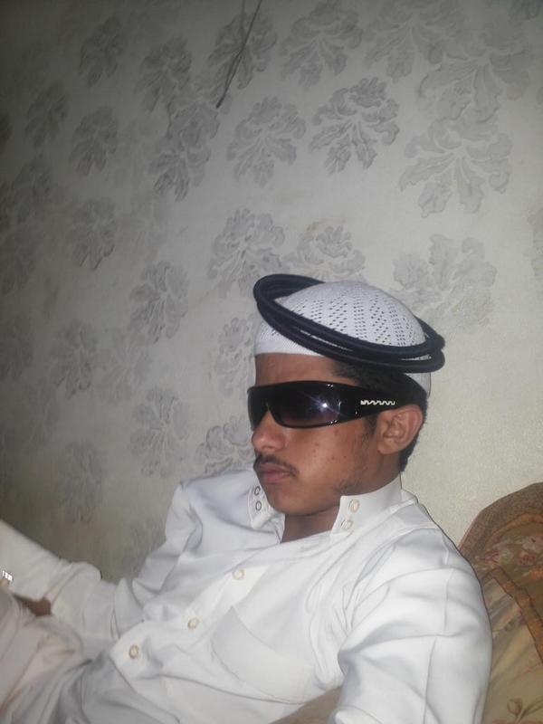باحث عن ا لحب  tweet media