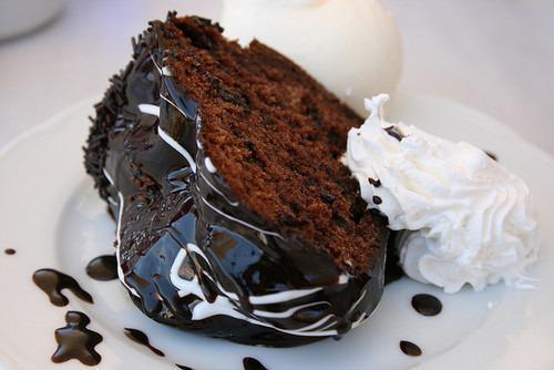 fairyszz's tweet photo. Chocolate cake http://t.co/ufVCppuTVp