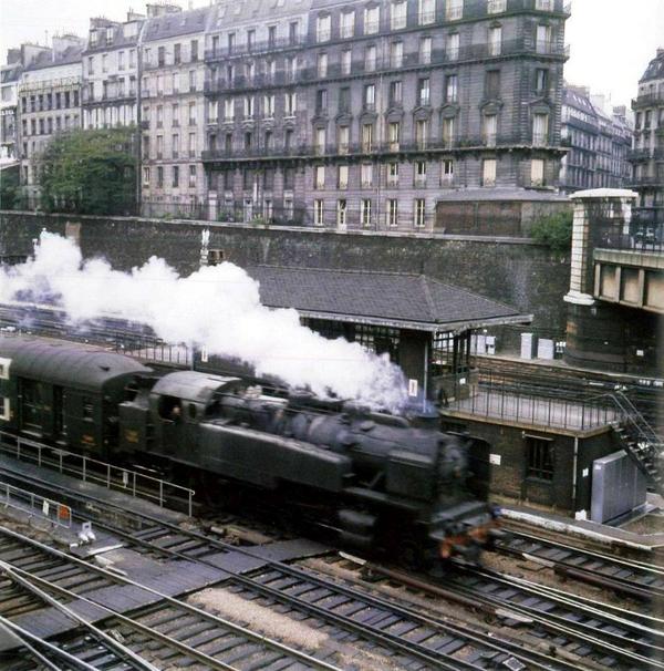 StLazare Train gare StLazare en 1960 SNCF_QR SNCF_infopresse SNCF Fra... StLazare Train gare StLazare en 1960 SNCF_QR SNCF_infopresse SNCF Fra...