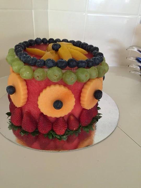 Tommycav82's tweet photo. Love the birthday cake my wife made me!!! #healthyeating http://t.co/3hYaYUGbja
