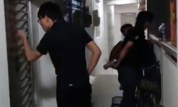 Embedded image permalink