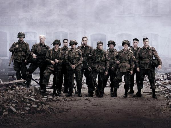 Larsvo_'s tweet photo. De serie Band of Brothers aan het downloaden http://t.co/C5A5aehrkE
