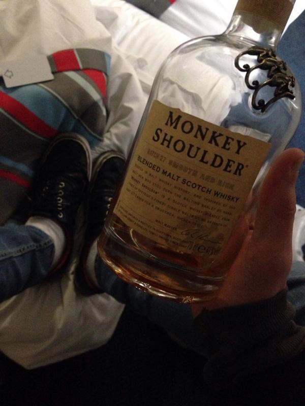 pre-brunch drinking at the hotel. <a href="/theweeginger/">Grant Neave</a> where are you? let's get breakfast.