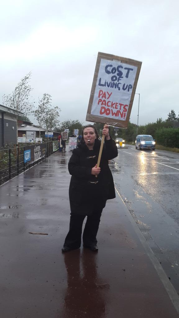 We did it !!! Out in the worst weather but had great support!!@MidwivesRCM @officialmix96 #stokemandevillehospital