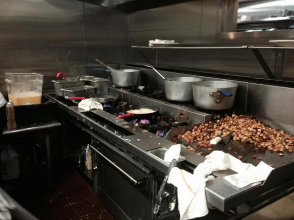THERMOKOOL's tweet photo. Kool Kitchen, @GreenStreetCafe! #FreezeFast #EfficientKitchen #EatonInstalls @EatonMarketing @JadeRange http://t.co/U9gxqssaLX