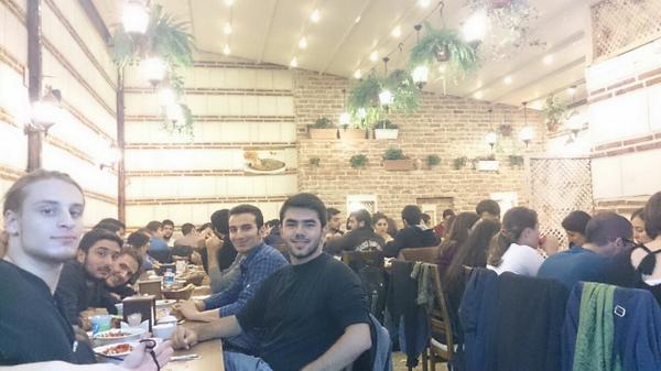 bouncompec's tweet image. Yemekte de birlikteyiz. #Compec rocks!