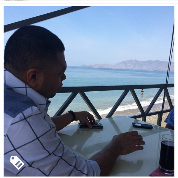 iing_iing's tweet photo. Look like me from the back http://t.co/IPWCKQmJxX