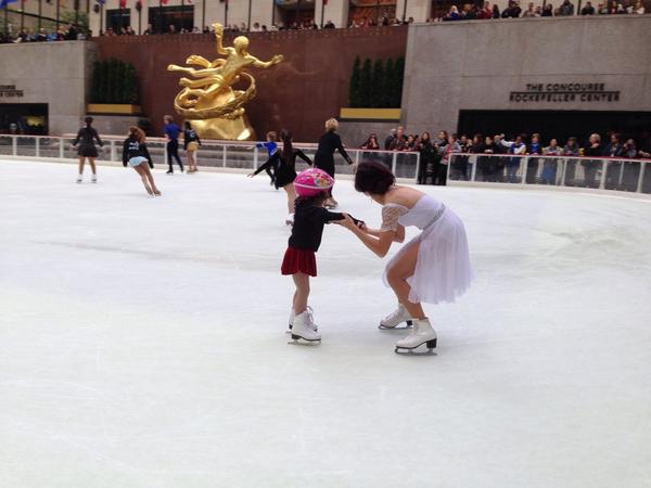 .<a href="/Meryl_Davis/">Meryl Davis</a> skating with <a href="/SarahHughesNY/">Sarah Hughes</a>/<a href="/EmHughes26/">Emily Hughes</a> niece