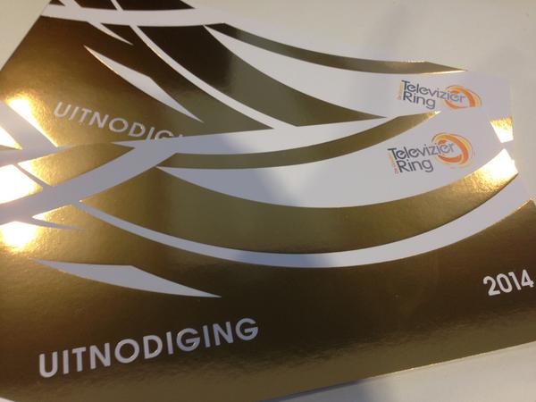 Televizier's tweet photo. Donderdag a.s. 20.30u NPO1: Het Gouden #televizierring Gala! Wil jij erbij zijn? Retweet dit bericht en win 2 kaarten http://t.co/CY3wJr9ONl