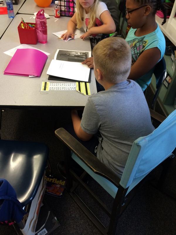 ADE4thGrade's tweet photo. Getting inspired! @HarrisBurdick_ @AltonDarby @mrslambright110 http://t.co/1NF9Y9CsxH