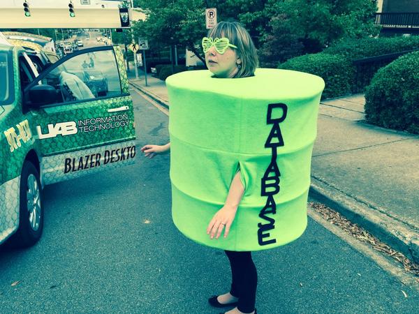 UABITIT's tweet photo. UAB Homecoming 2014! IT Department--soooooooo original:) http://t.co/9iwCa9JoW0