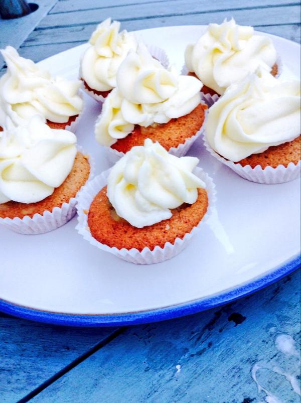 shutupimi's tweet image. Spiced apple cupcakes #EyeCandySorted