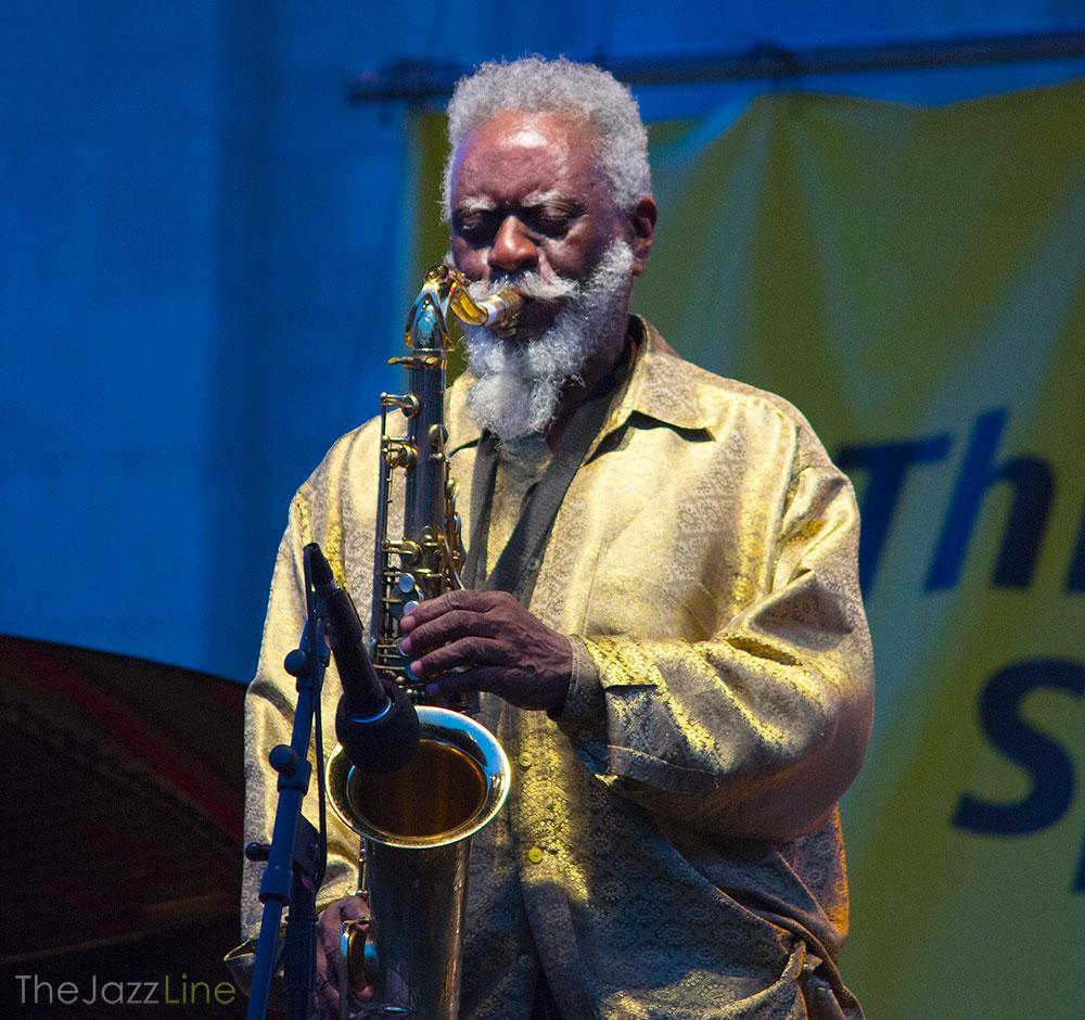 Happy Birthday to saxophonist Pharoah Sanders, who turns 74 today: 