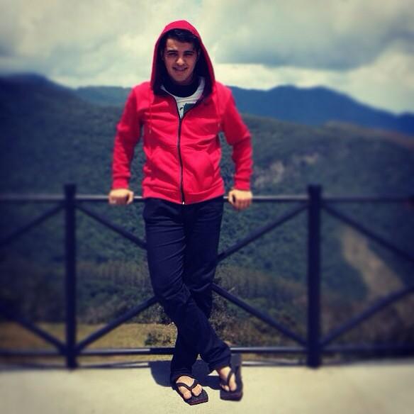 ♚ نآيففء آلسـحيلَ tweet media