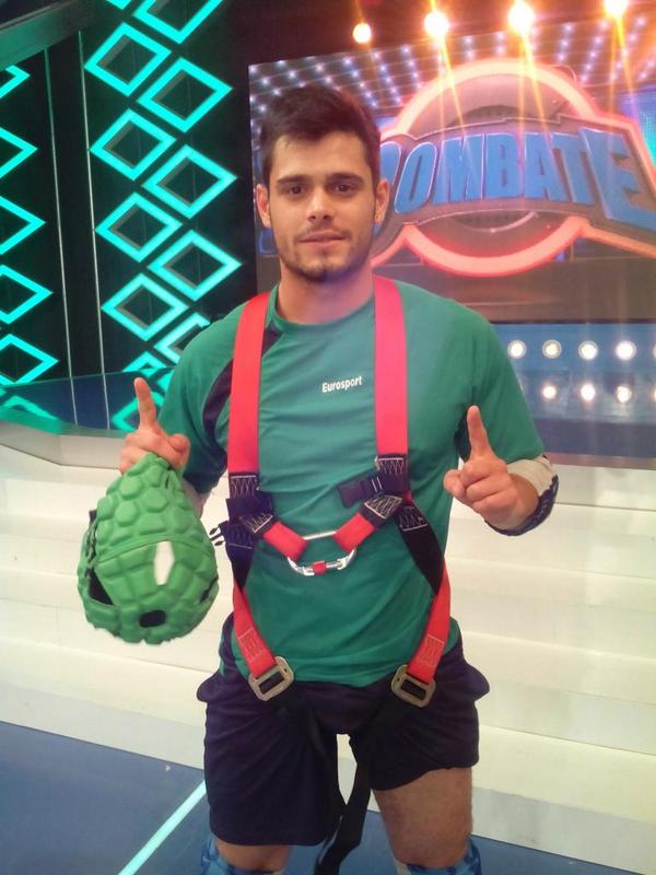 combatearg's tweet photo. #LucasCombate es TT!! @lucasvelascook http://t.co/oLYi45LzVG