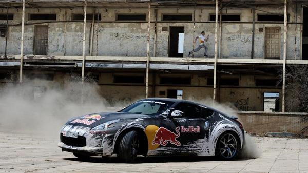 redbull's tweet photo. Who's going to win this one - the #drifter or the #freerunner? Watch to find out: http://t.co/8wjax4VrSf @AbdoFeghali http://t.co/akygb1xERf