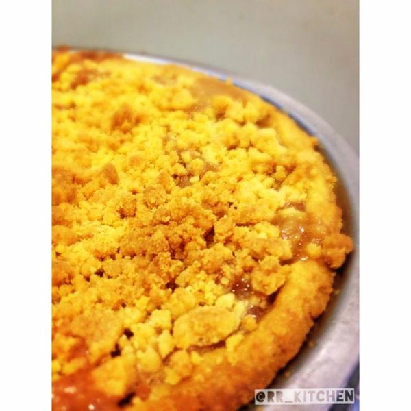 Apple Crumble Tart! Our new babies... Nyummm