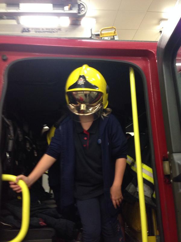 3rd Elm Park Guides on Twitter "At the hornchurch fire station. 