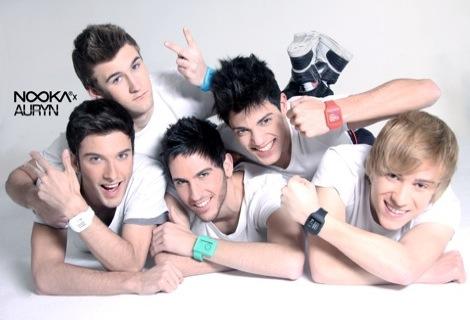 ainhoasserrano's tweet photo. aii, k lindoss, pordioss k me muero pero mirenloss si son muy lindos!!! los kiero!!! #MiVoto40Auryn http://t.co/e4vHXrDsGP