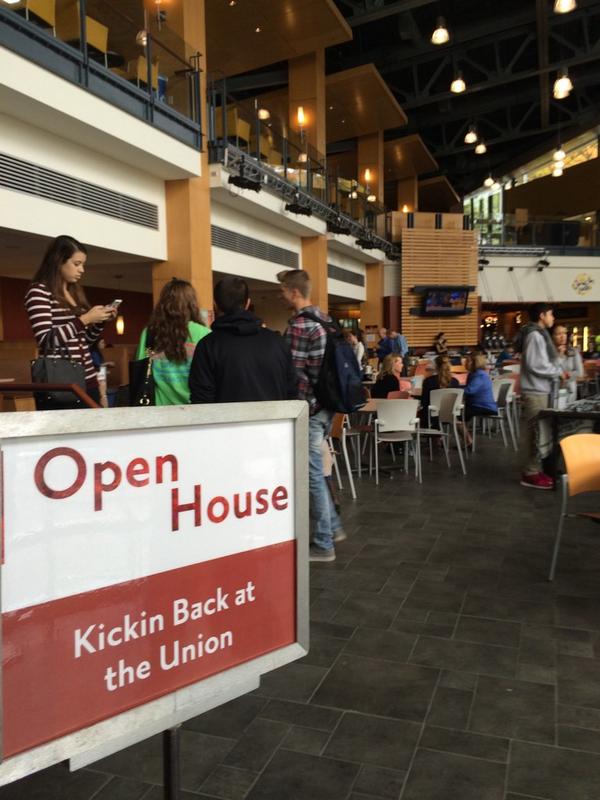 Larsen Student Union is still hopping. There's still time to get that t-shirt! #mcopenhouse