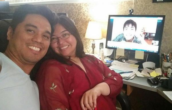 MiguelGavar's tweet photo. Chillax Monday morning. Skyping with our Japanese son, Gucci. http://t.co/MfZf9vkSR0