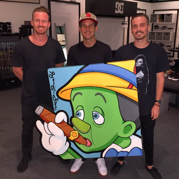 robdyrdek's tweet photo. Thank you to the dynamic duo @shelbyandsandy for stopping by and hand delivering one of their latest creations http://t.co/NP9F3umJ5S