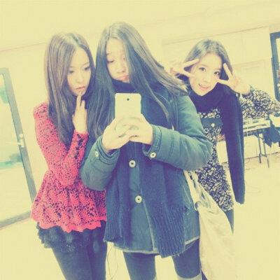 xxoojunq's tweet image. #Danee w/ #SeeYa members ^^