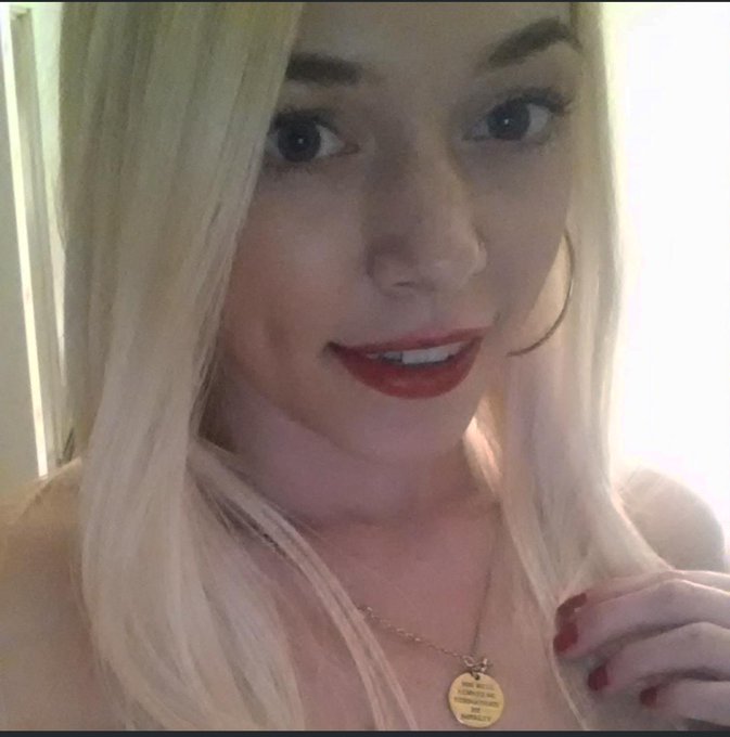 I go hard or go home... http://t.co/tFtf4BzoUy<a href="/tag/nomakeup"class="tags"><span>#nomakeup</span></a>