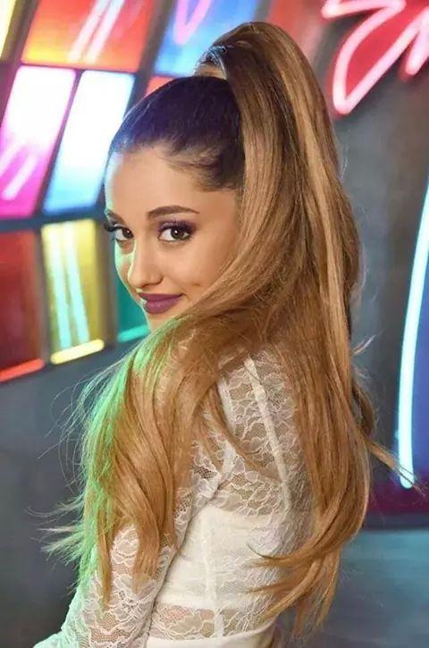 MemesGrande's tweet photo. Perfeccion? Simple → @ArianaGrande 
Ia amooo <3
ⓒⓐⓣ∞ http://t.co/M6QCVMV3G3