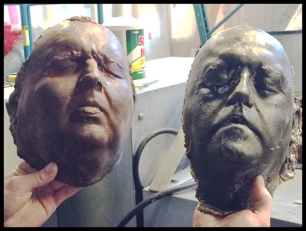 DarrinFeehan's tweet photo. @DarrinFeehan: Myself and @markyganock two bronzed box players for #100portraitsofthegreatwar #blueputtee #first500 http://t.co/OitKrgc7ew