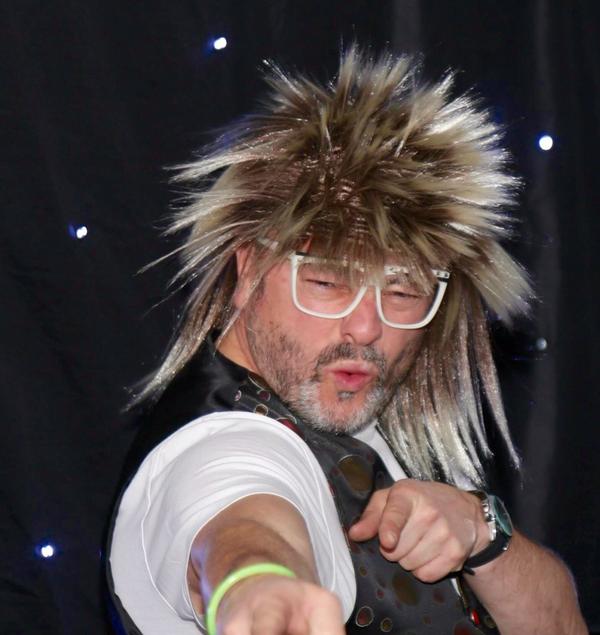 shadesevents's tweet photo. @tropicananight Dj fat Sharp dropped some great 80s classics check out the photos at http://t.co/4CKUaPRpEN http://t.co/RrPvKK5uvD