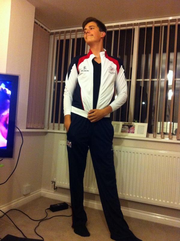 Amybrownie_'s tweet photo. @ryanwd_ proud of my coach http://t.co/uvlFuah7CW