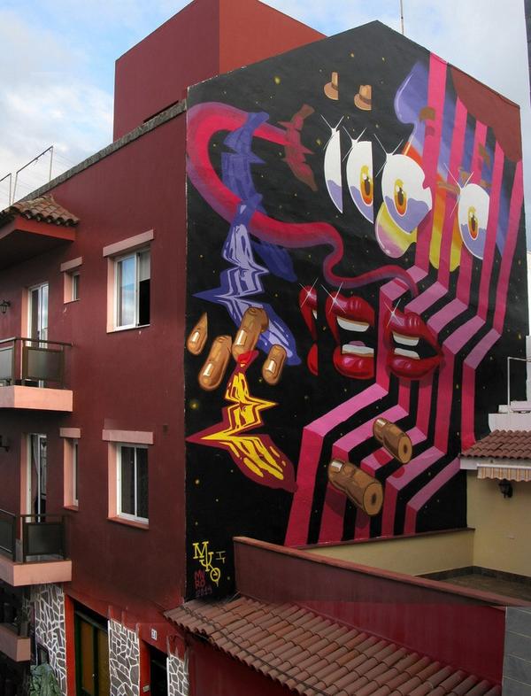 Another great mural by <a href="/IKERMURO/">IKER MURO</a> in Spain (globalstreetart.com/muro). Rocker!