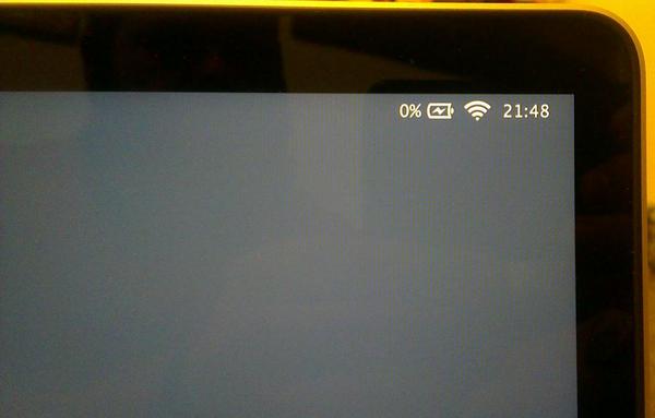 russmini's tweet image. Safe to say the Mac has ran out of power! Now plugged in though #deadmac #powerneeded #plugmein #electricityisking