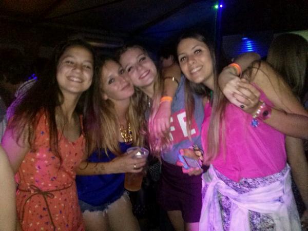 mairaluna4's tweet photo. #AtlantisFest #Quererlas @rochi_bilbao @ivanaoaola27 #Jose http://t.co/VKEjd19qNV