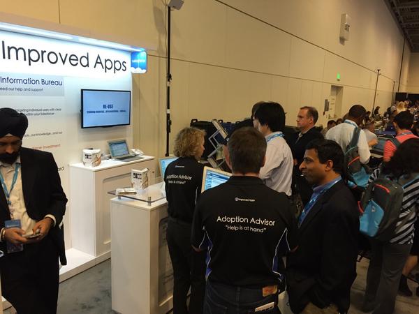 Thompster67's tweet image. @ImprovedApps busy busy busy... But always time to talk to everyone... #df14 #ImprovedApps