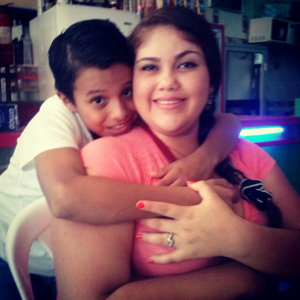 OnelisNice's tweet photo. Te amo mi novio chiquito #besito http://t.co/yYCm6QkvMu